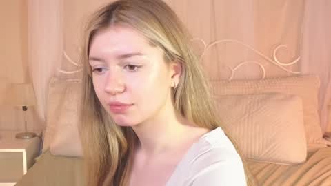 Snapshot of lettablush chatting on January 14, 6:28 pm letta online show from January 14, 6:28 pm