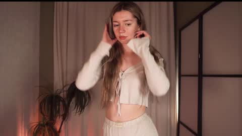 Snapshot of lettablush chatting on February 7, 6:24 pm letta online show from February 7, 6:24 pm