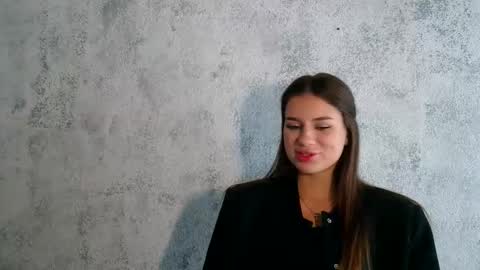 Emily online show from September 9, 6:13 am