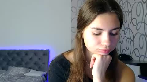 Emily online show from October 13, 11:32 am