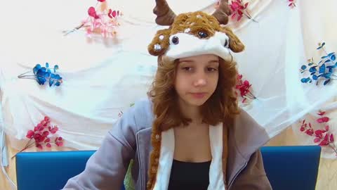 letty_curly online show from December 18, 12:18 pm