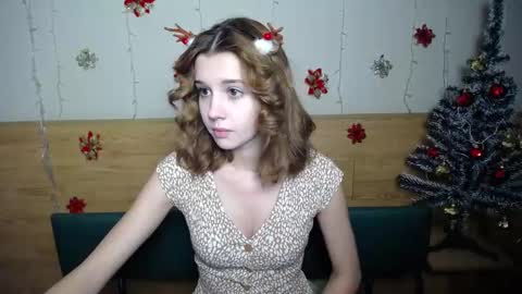 letty_curly online show from December 25, 11:00 am
