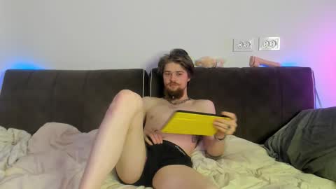 Snapshot of lev_miller chatting on March 14, 2:28 am lev_miller online show from March 14, 2:28 am