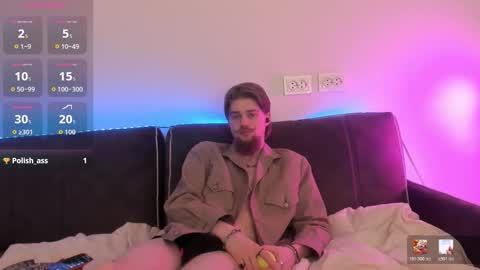 Snapshot of lev_miller chatting on March 20, 4:06 am lev_miller online show from March 20, 4:06 am