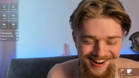 Snapshot of lev_miller chatting on March 27, 8:26 am lev_miller online show from March 27, 8:26 am