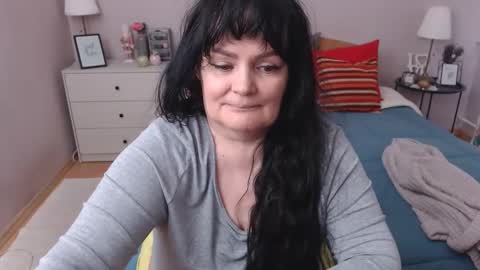 Mary online show from February 28, 1:01 pm