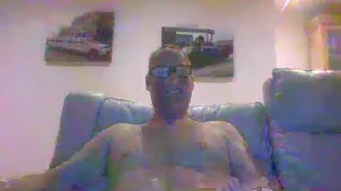 Snapshot of levensgenieters2 chatting on January 5, 9:03 pm levensgenieters2 online show from January 5, 9:03 pm