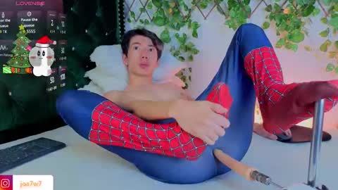 Levi  online show from December 5, 8:38 pm