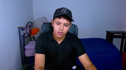 Snapshot of levii_7 chatting on January 9, 9:16 pm 0600AM-1200PM - online show from January 9, 9:16 pm