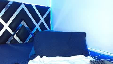 LevySteven online show from April 3, 4:43 am