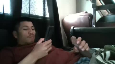 Snapshot of levydakingnum1 chatting on April 3, 10:19 pm levydakingnum1 online show from April 3, 10:19 pm