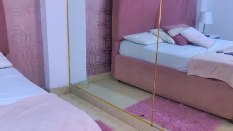 LexaDeRuso online show from May 6, 11:43 pm