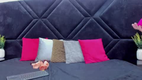lexa online show from May 4, 8:49 pm