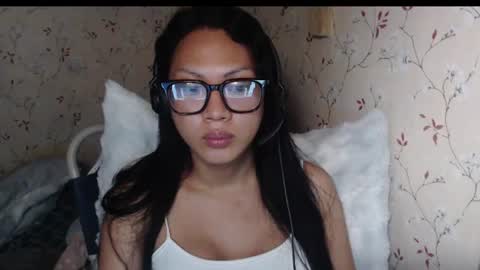 Snapshot of lexi09822 chatting on June 17, 2:07 pm Hev Lexi online show from June 17, 2:07 pm