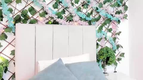 Gabrielle online show from December 1, 9:47 am