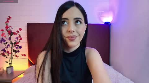 Snapshot of lexi_howard_ chatting on April 1, 6:03 am Lexi Howard online show from April 1, 6:03 am