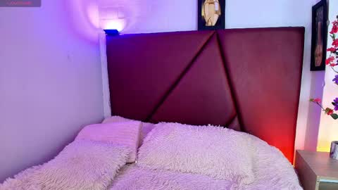 Lexi Howard  online show from May 16, 2:41 am