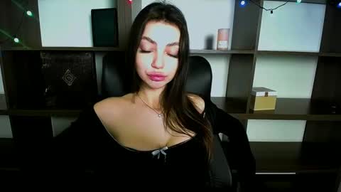 Alexia online show from February 13, 5:01 pm