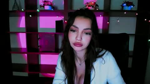 Alexia online show from February 17, 4:15 pm