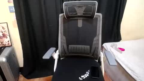 Lexi-lore online show from February 5, 5:06 pm