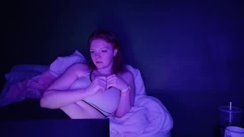 lexi_mariz online show from February 26, 3:49 am