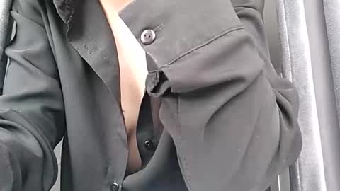lexi_pi online show from May 3, 11:16 am