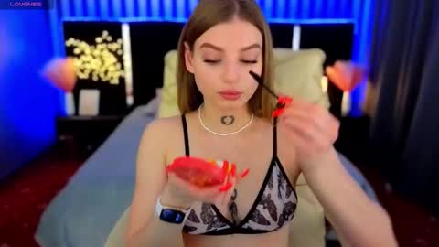 Snapshot of lexi_si chatting on February 1, 7:29 am lexi_si online show from February 1, 7:29 am