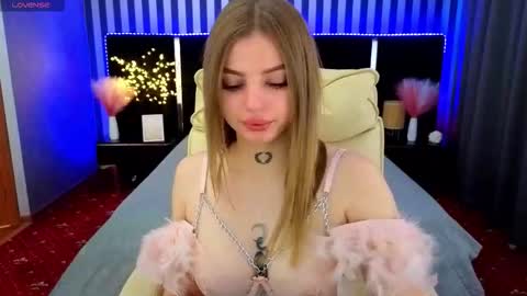 lexi_si online show from February 24, 7:28 am