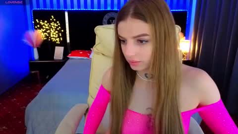 lexi_si online show from March 24, 9:14 am