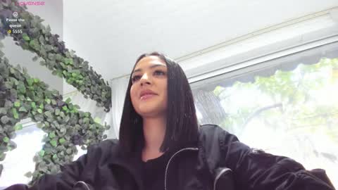 Snapshot of lexi_storm chatting on November 2, 7:00 am lexi_storm online show from November 2, 7:00 am