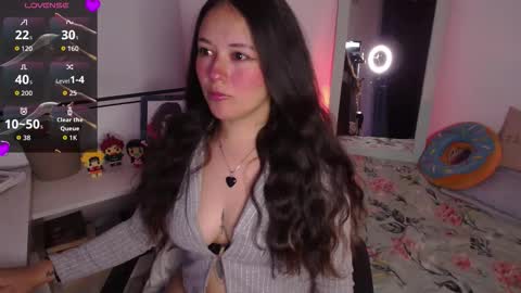 Snapshot of lexie_babe chatting on November 2, 11:18 pm Lexie Thompson 8pm 0000am -5 online show from November 2, 11:18 pm