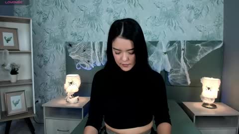 Snapshot of lexiethompson_ chatting on October 17, 12:19 pm Lexie Thompson online show from October 17, 12:19 pm