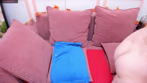 Lexi online show from October 31, 6:47 am