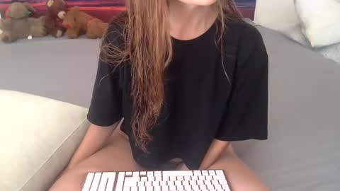 Alexia L. online show from October 3, 2:58 pm