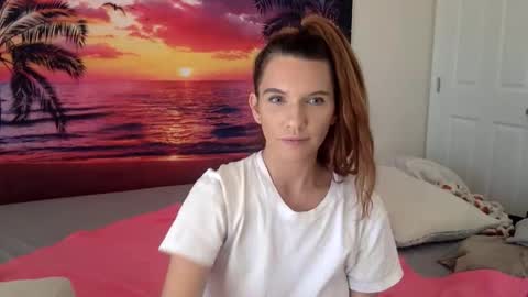 Alexia L. online show from November 4, 5:12 pm