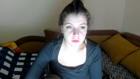 Elisabeth online show from December 19, 3:46 am