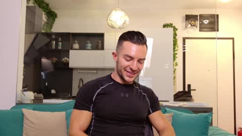 Snapshot of lexin25 chatting on December 4, 3:54 pm Askme online show from December 4, 3:54 pm