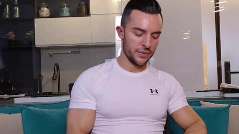 Snapshot of lexin25 chatting on January 15, 3:49 pm Askme online show from January 15, 3:49 pm