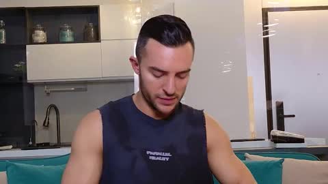 Snapshot of lexin25 chatting on January 16, 5:06 pm Askme online show from January 16, 5:06 pm