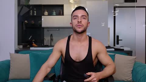 Snapshot of lexin25 chatting on February 8, 3:37 pm Askme online show from February 8, 3:37 pm