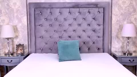 Lexi Riley online show from March 19, 6:17 am