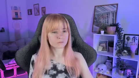 Lexi Wenford NO NUDE GODDESS online show from March 4, 2:38 am