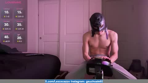 Dromaeosaurex online show from October 31, 8:04 am