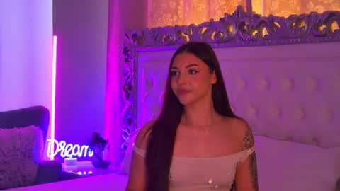 Snapshot of lexy_banks chatting on July 13, 9:34 am LexyBanks online show from July 13, 9:34 am