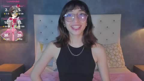 Lexy online show from February 5, 6:59 pm