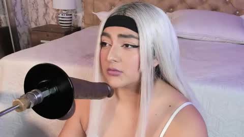 LEXY online show from February 2, 3:11 pm