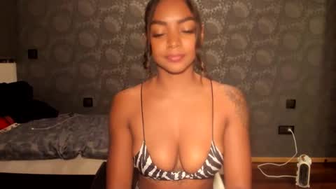 LEXY - Independent account online show from November 15, 11:54 pm