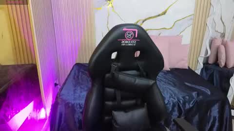 lexy_tay online show from May 4, 11:39 am