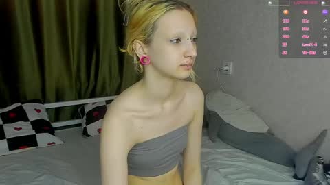 Lexy online show from April 26, 11:19 am