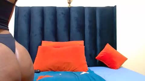 Silindile Caroline Madlala online show from October 6, 6:38 pm